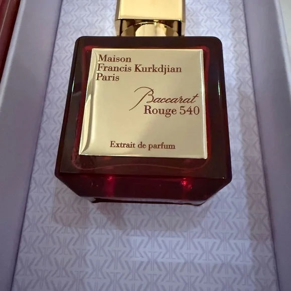 Baccarat Rouge 540 Extrait de Parfum 2.4 oz bottle - Picture 2 of 8